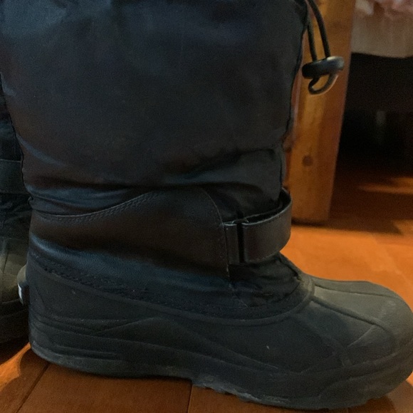 Columbia Boys winter boots - Picture 4 of 5